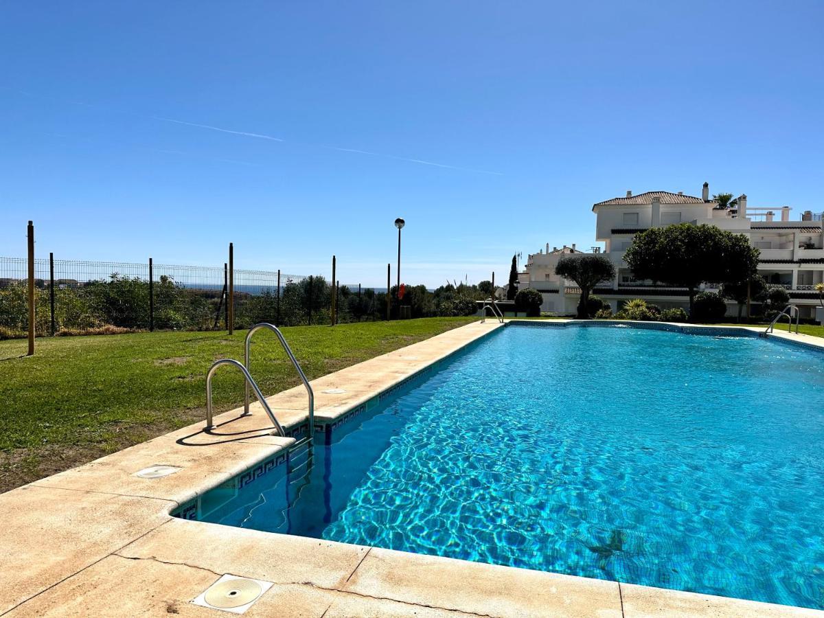 Moderno Apartamento Con Preciosas Vistas Al Mar En Urbanizacion Con Piscina - Rio Real 11 2G Marbella Exteriér fotografie