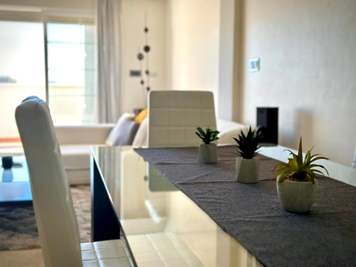 Moderno Apartamento Con Preciosas Vistas Al Mar En Urbanizacion Con Piscina - Rio Real 11 2G Marbella Exteriér fotografie