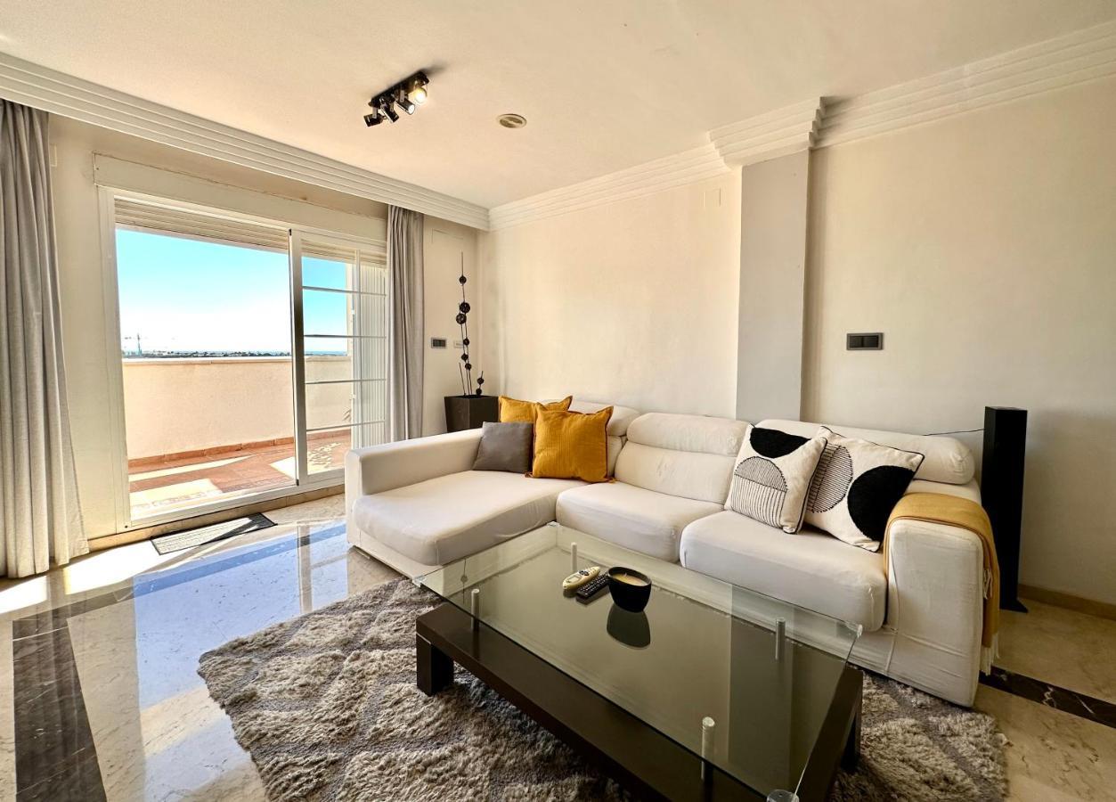Moderno Apartamento Con Preciosas Vistas Al Mar En Urbanizacion Con Piscina - Rio Real 11 2G Marbella Exteriér fotografie